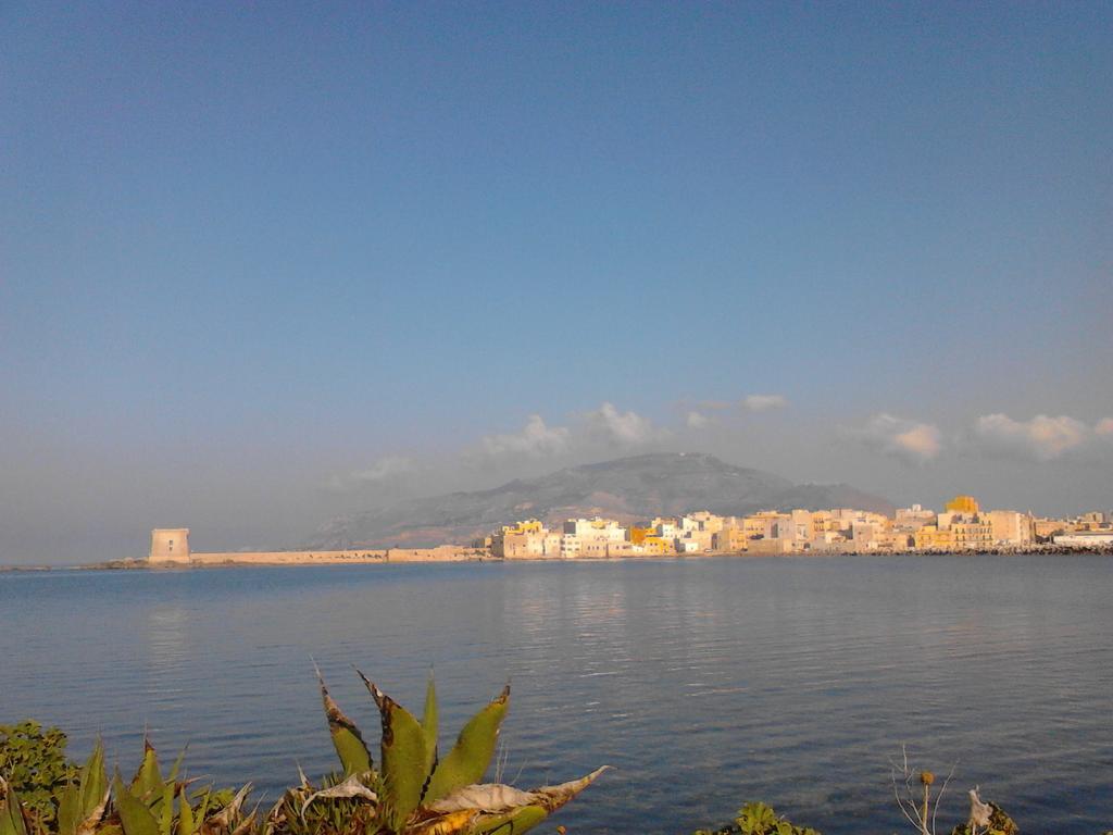 Sole E Fiori Di Sicilia Valderice Exterior foto
