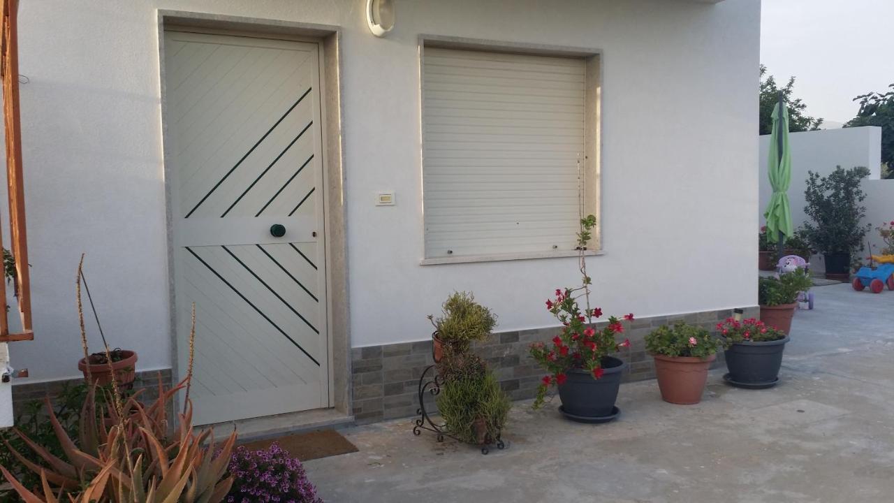 Sole E Fiori Di Sicilia Valderice Exterior foto