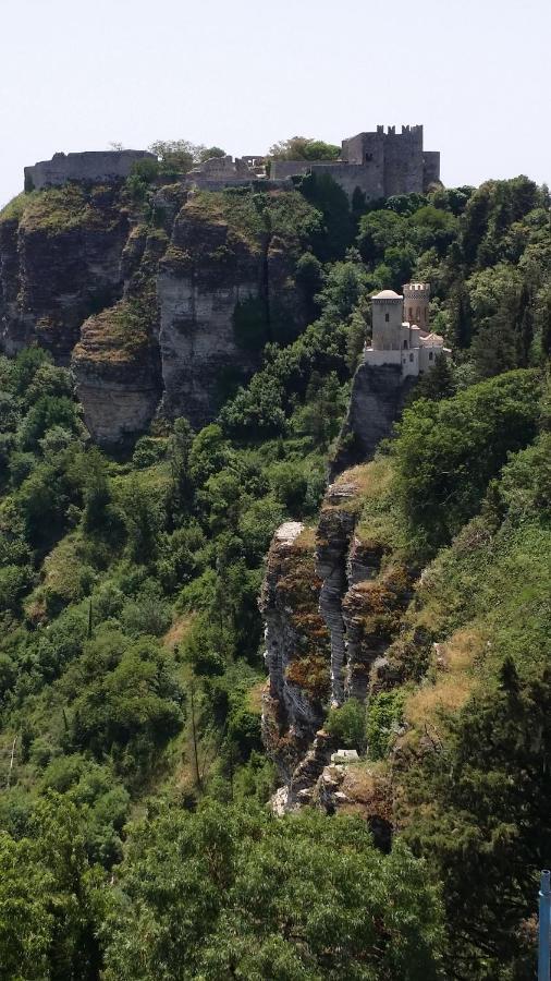 Sole E Fiori Di Sicilia Valderice Exterior foto